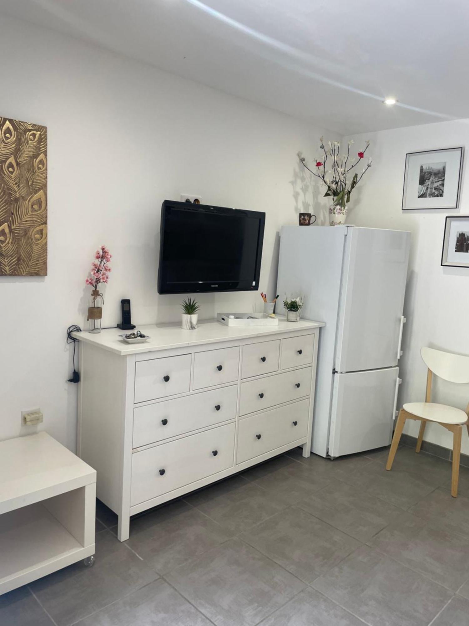 Charmant Studio