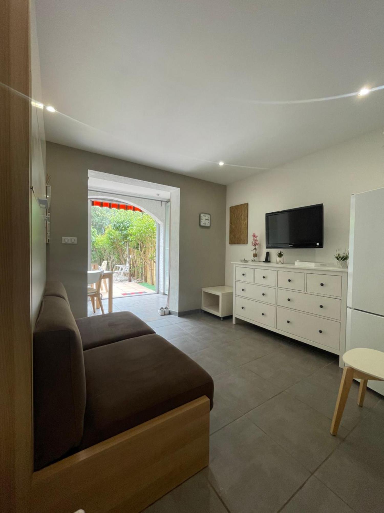 Charmant Studio * La Londe-les-Maures